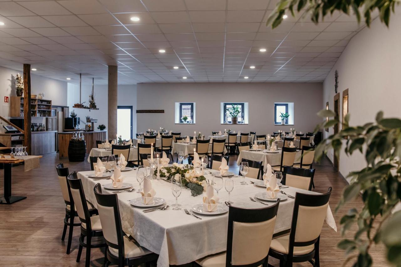Landgasthof Krone Möckmühl Zewnętrze zdjęcie